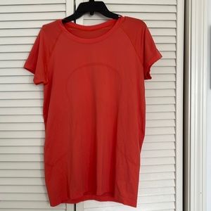 Lululemon swiftly willing orange shirt BARELY WORN